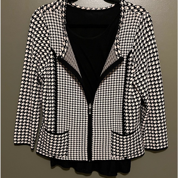 Jacket - Picture 2 of 3